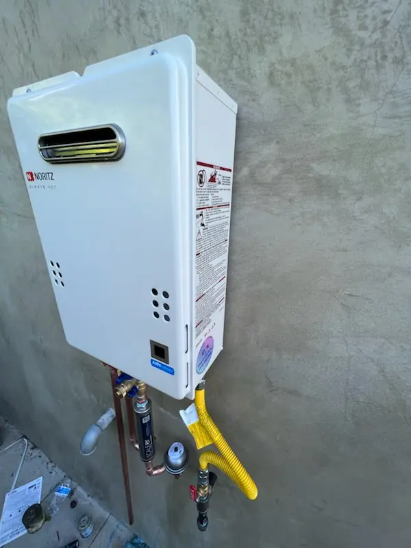Tankless water heater installation for Richton Park homes